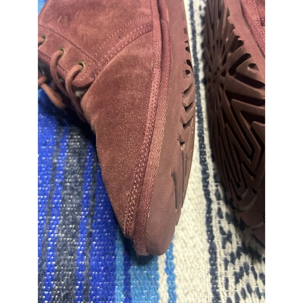 UGG Neumel Chukka Boots Men's Size 10 Burgundy Oxblood Suede Wool Lined